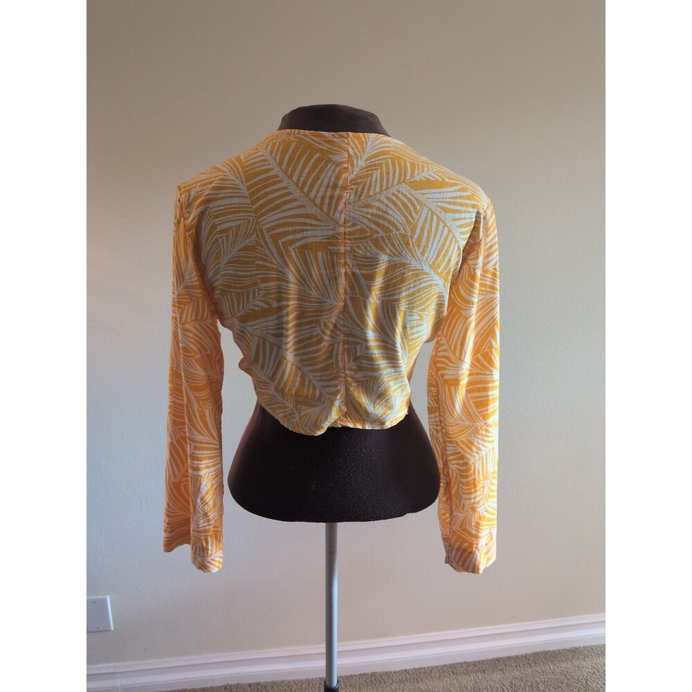 Shade & Shore Crop Top Tie Front Palm Gold. Tie Under Bust Or Waist - Picture 4 of 10